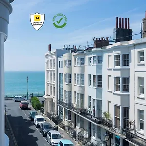 Innit Marina 3* Hove